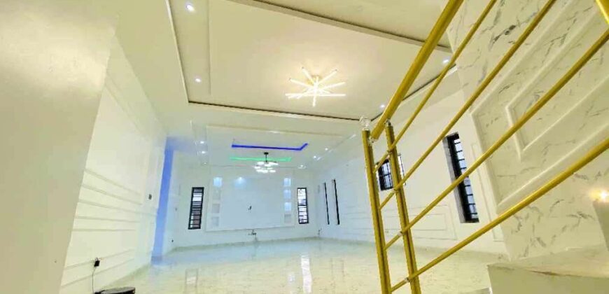 5 Bedroom Pantheon Smart Duplex